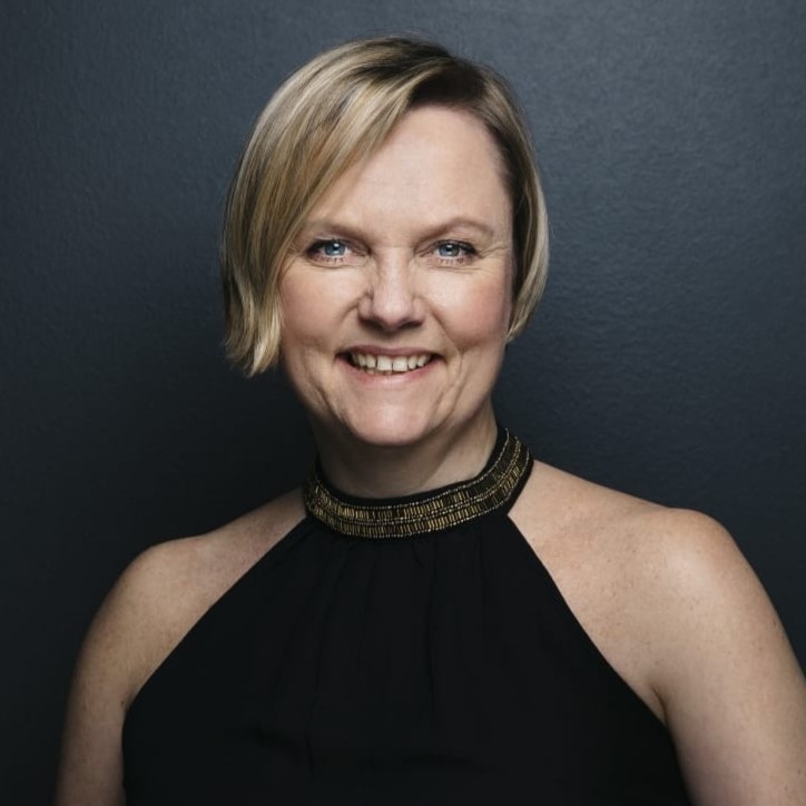 Sabine Arthold - Künstlerische Leiterin